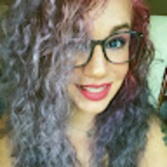 hollydayresell